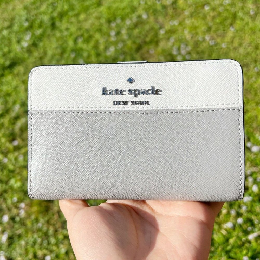 NWT Kate Spade Bifold Wallet - Picture 6 of 7